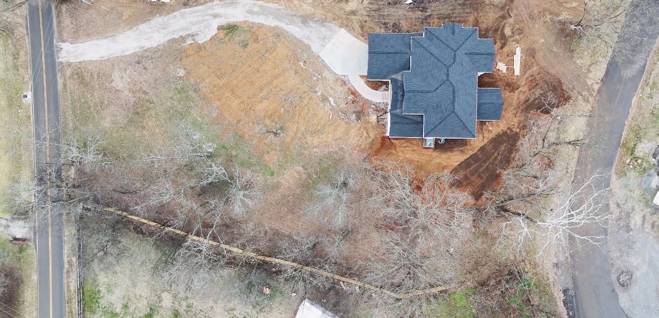 118 Keytown Road Portland, TN 37148 - Photo 5 of 5 a picture of a bathroom with a shower