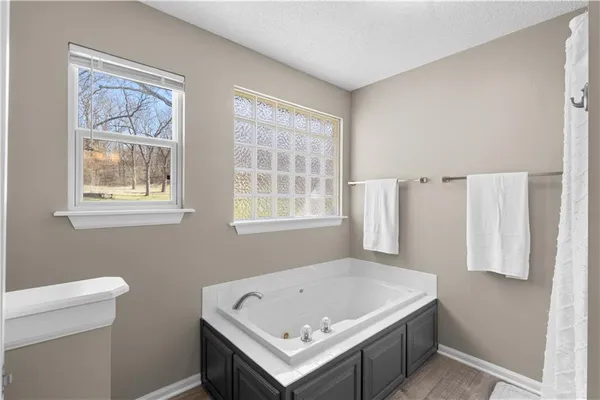 $360,000 | 519 Kindred Drive, Smithville, MO 64089