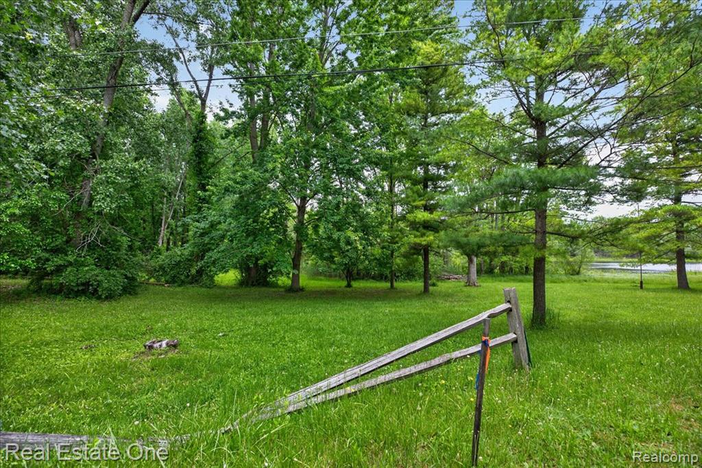 425 Courtney Road Leonard, MI 48367 - Photo 67 of 89 Gallery Image 67