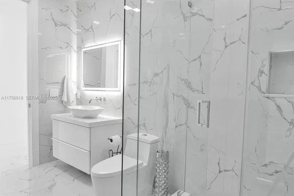 $3,895,000 | 2578 Northwest 63rd Lane, Boca Raton, FL 33496