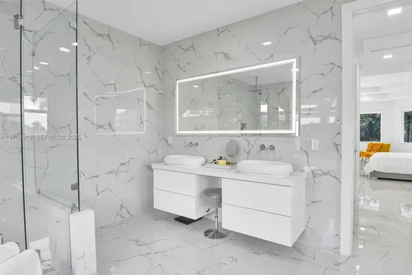 $3,895,000 | 2578 Northwest 63rd Lane, Boca Raton, FL 33496