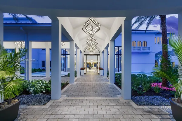 $3,895,000 | 2578 Northwest 63rd Lane, Boca Raton, FL 33496