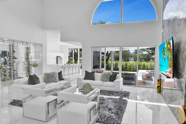 $3,895,000 | 2578 Northwest 63rd Lane, Boca Raton, FL 33496