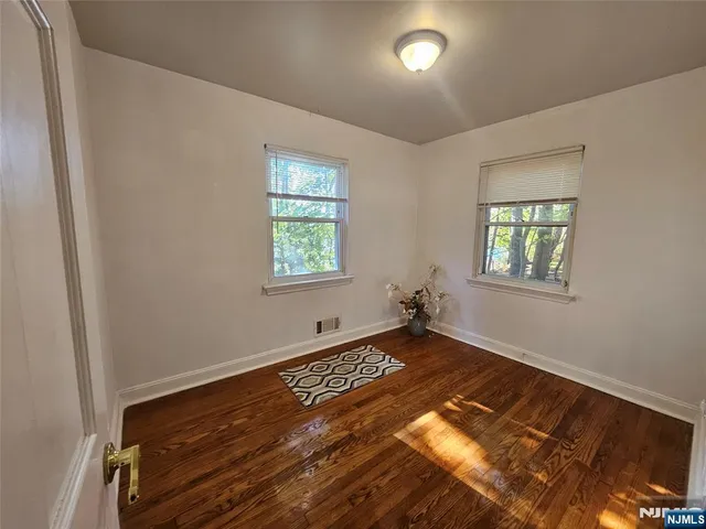 $4,100 | 55 Rutgers Place, River Edge, NJ 07661