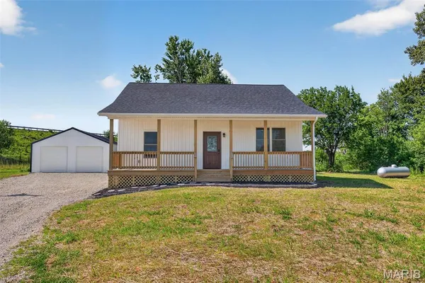 $265,000 | 2216 North 15th Avenue, Litchfield, IL 62056