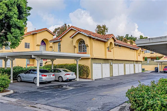$800,000 | 55 Alicante Aisle, Unit 62, Irvine, CA 92614