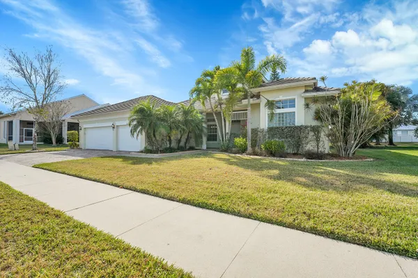 $3,200 | 211 Northwest Pleasant Grove Way, Port St. Lucie, FL 34986