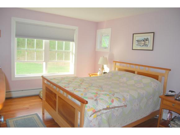 1199 Marble Island Road Colchester, VT 05446 - Photo 9 of 25 Gallery Image 9