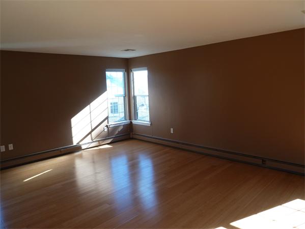 606 A Ridgefield Circle, Unit A Clinton, MA 01510 - Photo 12 of 17 Gallery Image 12