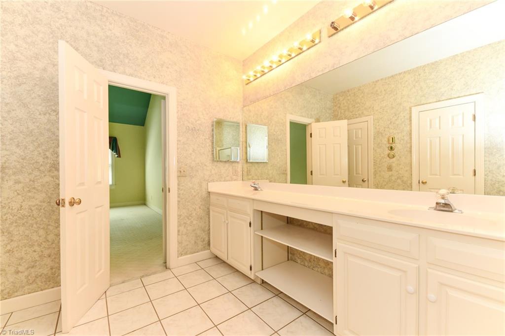 1225 Stadler Ridge Road Winston-Salem, NC 27106 - Photo 25 of 38 Gallery Image 25