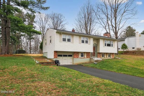 $414,999 | 2309 Spruce Drive, Valatie, NY 12184