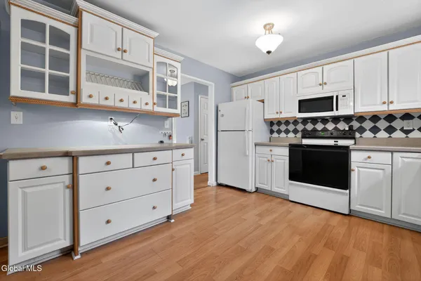 $414,999 | 2309 Spruce Drive, Valatie, NY 12184