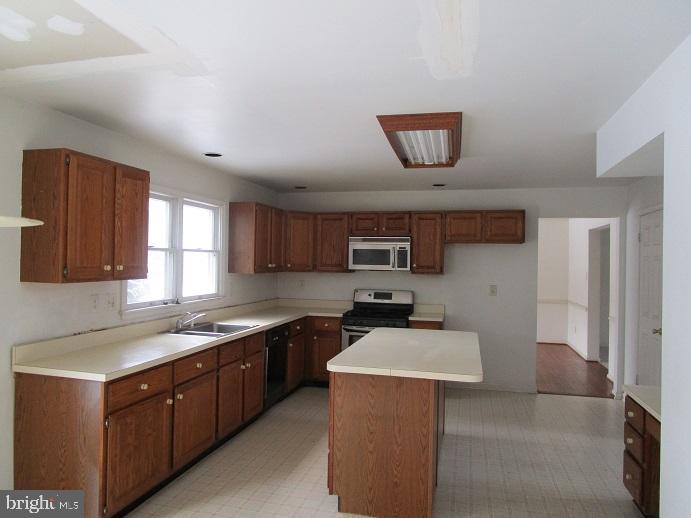 844 Redgate Road Dresher, PA 19025 - Photo 10 of 26 Gallery Image 10