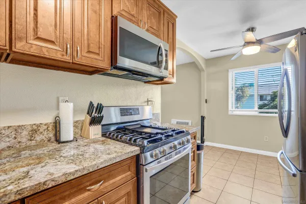 $405,000 | 188 South Lincoln Avenue, Unit 14, El Cajon, CA 92020