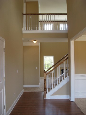 300 Roanoke Way Greenville, SC 29607 - Photo 2 of 8 Gallery Image 2