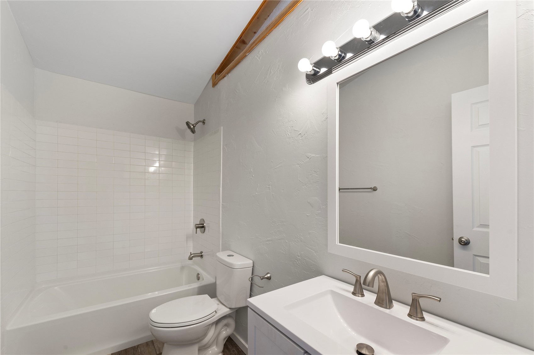 278 Ridge Road Fairplay, CO 80440 - Photo 16 of 50 Full bathroom on main level