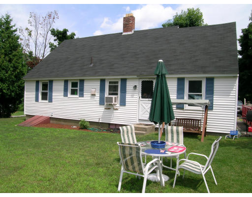 1 Oak Ridge Drive Clinton, MA 01510 - Photo 3 of 7 Gallery Image 3