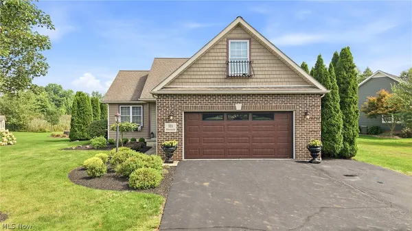 $365,000 | 111 Dornoch, Cortland, OH 44410