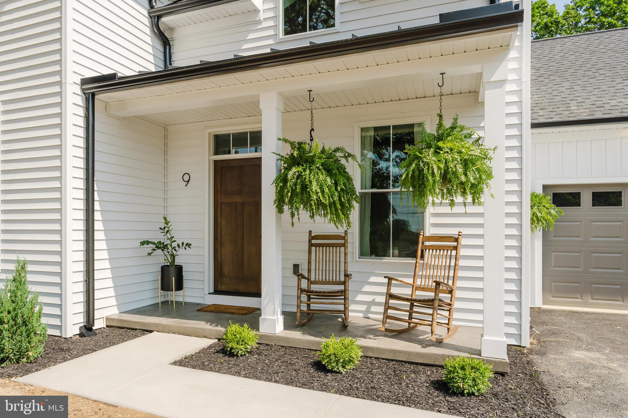 9 Lauber Road Akron, PA 17501 - Photo 3 of 70 Gallery Image 3