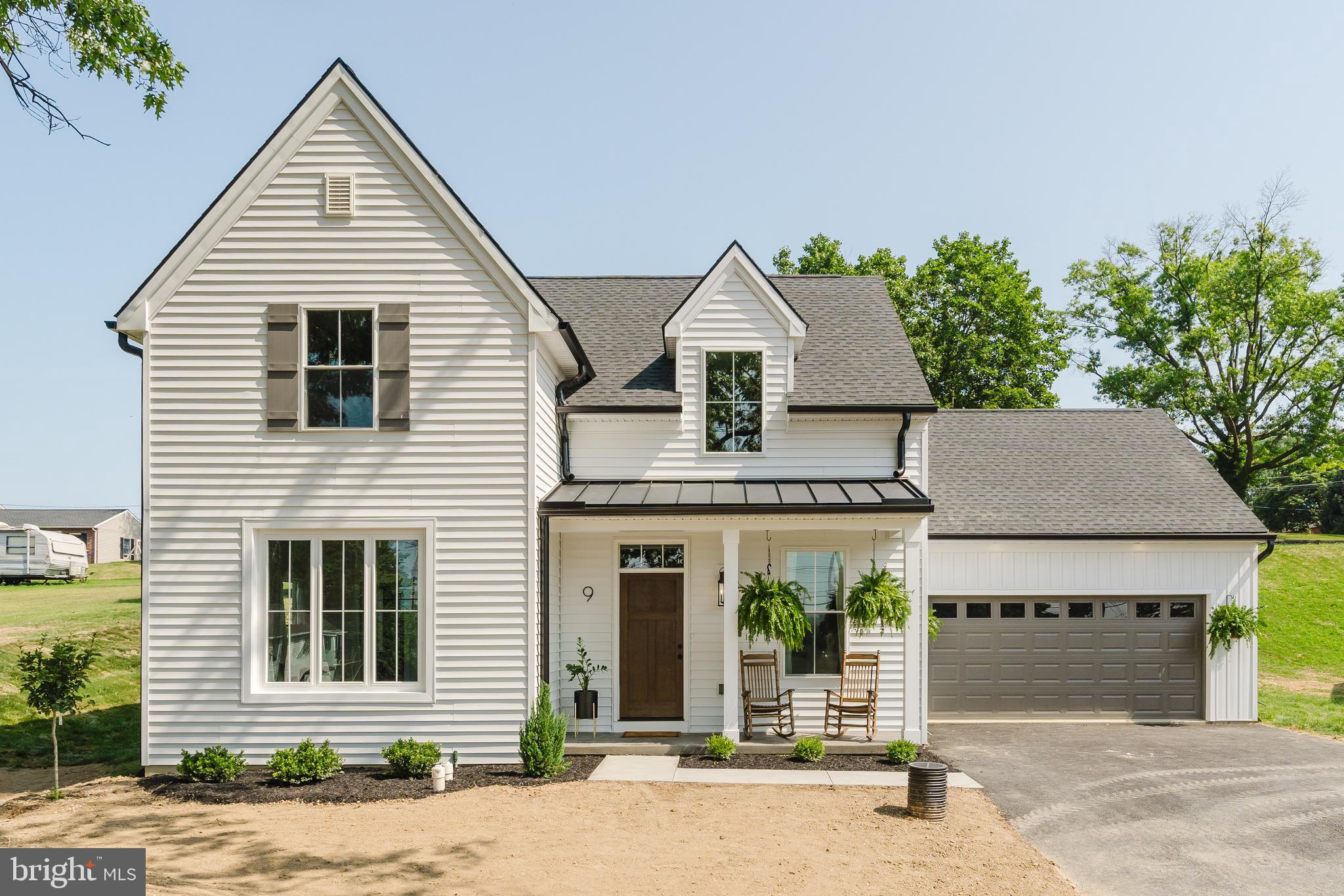 9 Lauber Road Akron, PA 17501 - Photo 4 of 70 Gallery Image 4