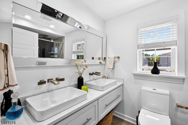 523 Harrison Place Linden, NJ 07036 - Photo 13 of 22