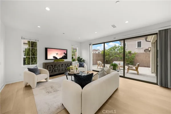 $2,160,000 | 111 Grazie, Irvine, CA 92602