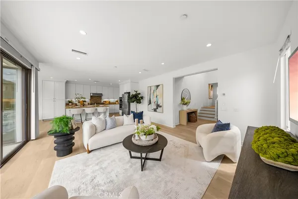 $2,160,000 | 111 Grazie, Irvine, CA 92602