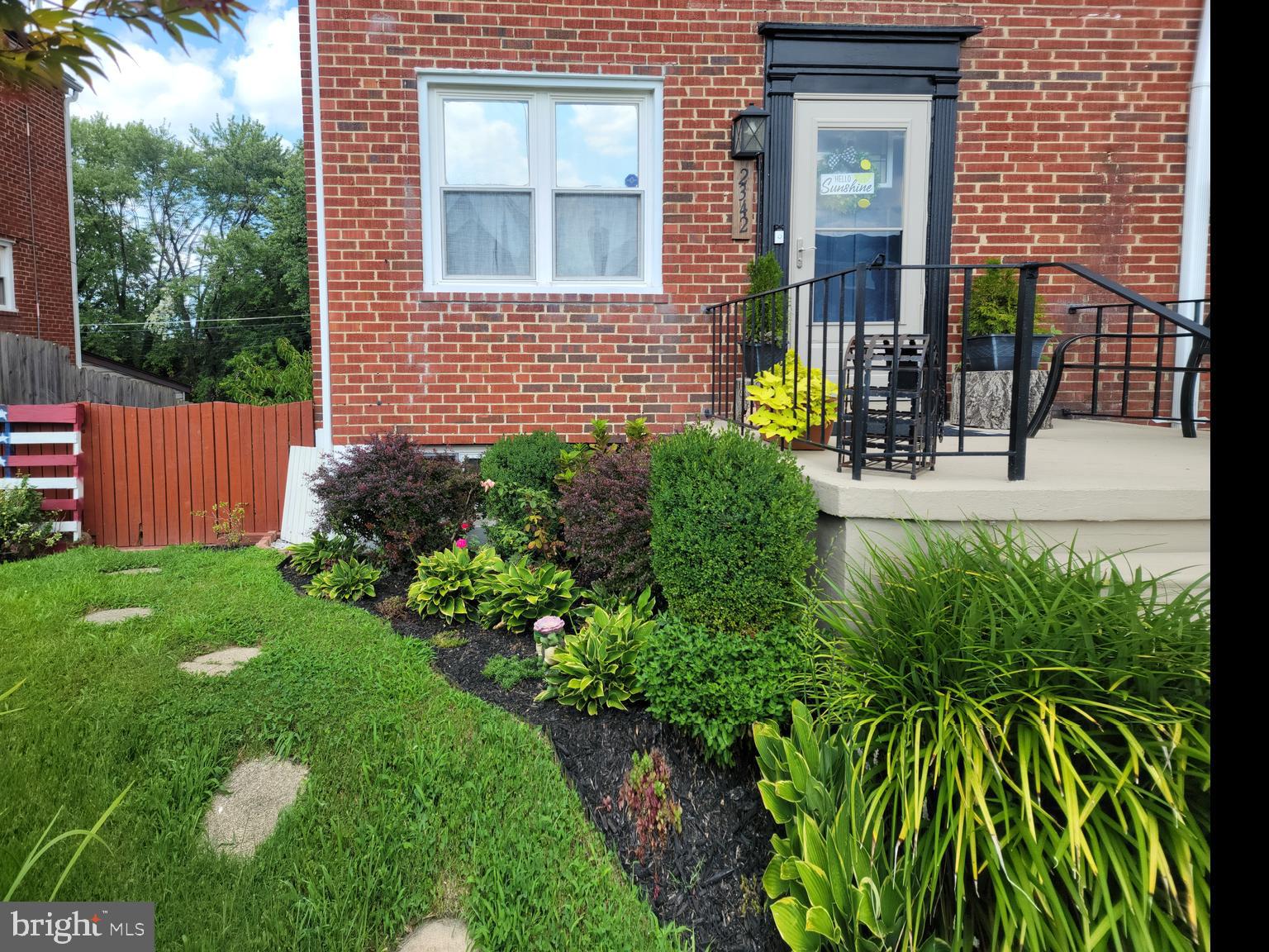 2342 Searles Road Baltimore, MD 21222 - Photo 3 of 35