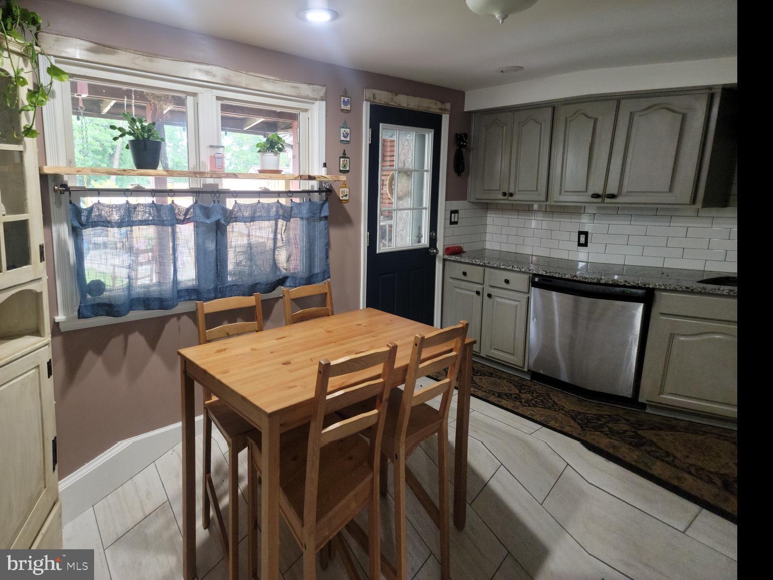 2342 Searles Road Baltimore, MD 21222 - Photo 33 of 35