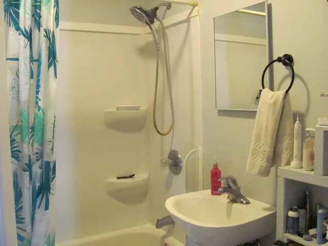 $169,000 | 2308 Auburn Street, Rockford, IL 61103