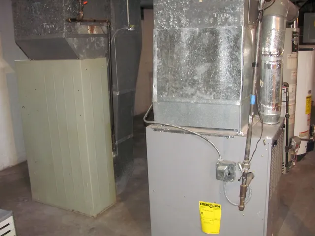 $169,000 | 2308 Auburn Street, Rockford, IL 61103