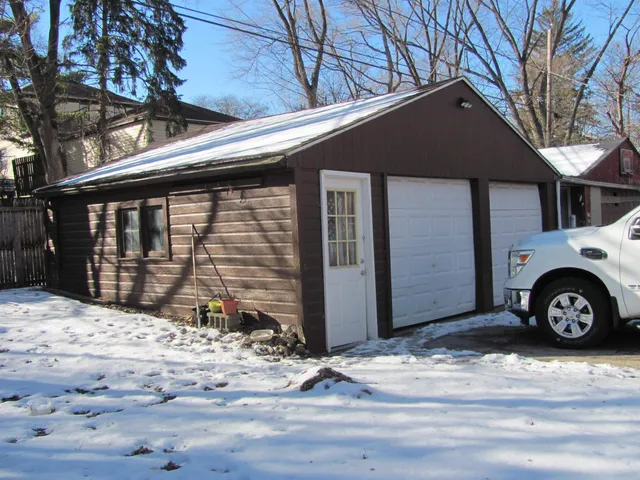 $169,000 | 2308 Auburn Street, Rockford, IL 61103