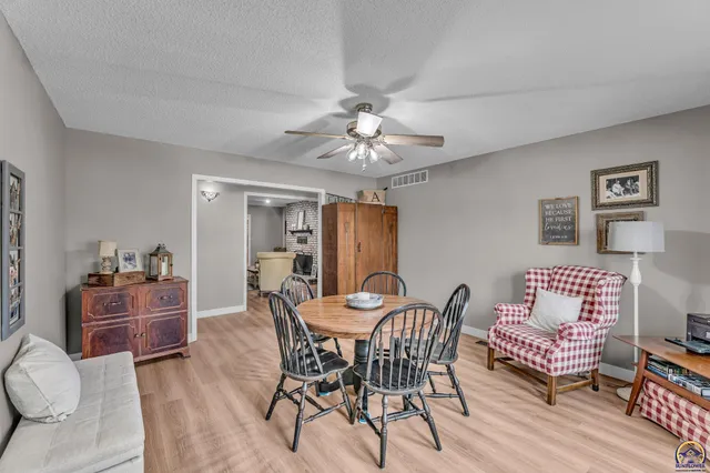 $347,500 | 8425 Southwest 21st Street, Topeka, KS 66615