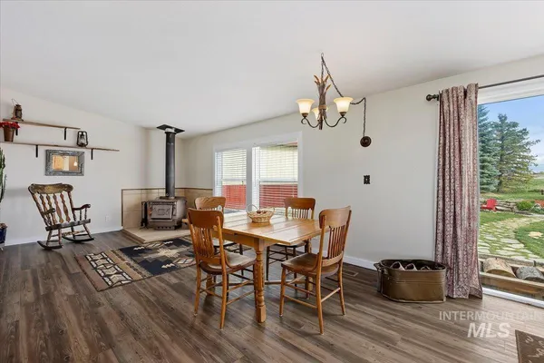 $475,000 | 374 North 120 East, Shoshone, ID 83352