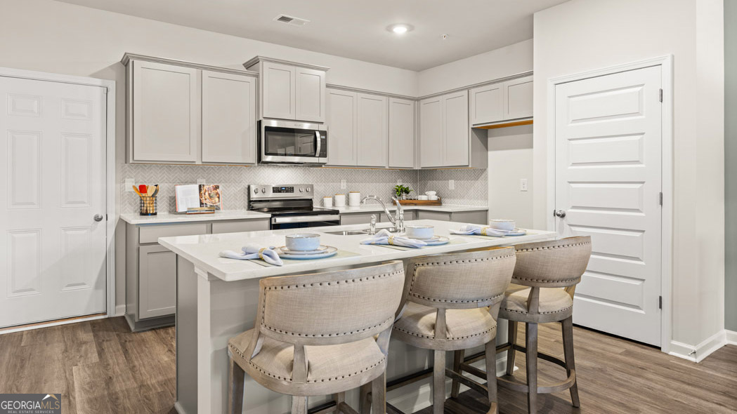 428 Reflection Drive Stockbridge, GA 30281 - Photo 6 of 58