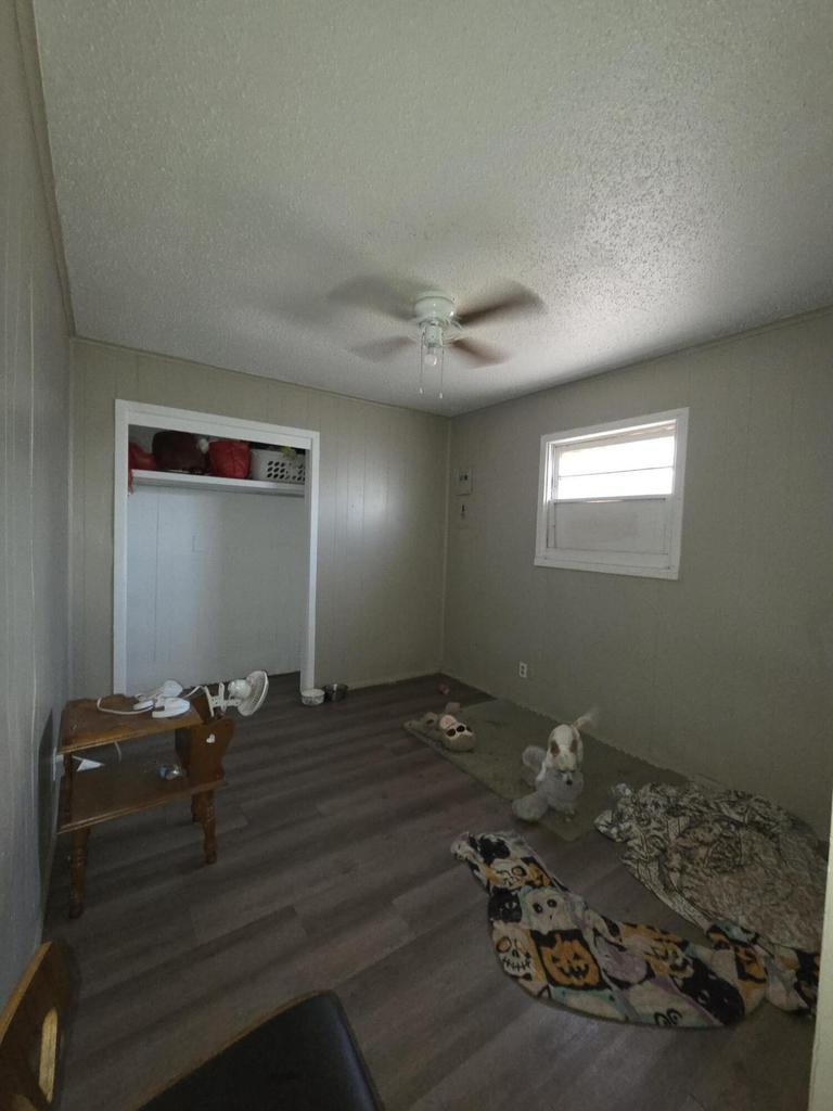 402 39th Street Lubbock, TX 79404 - Photo 7 of 8 20251018194803624851000000-o