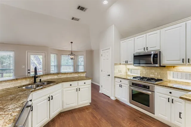 $535,000 | 711 Dogwood Trail, Cedar Park, TX 78613