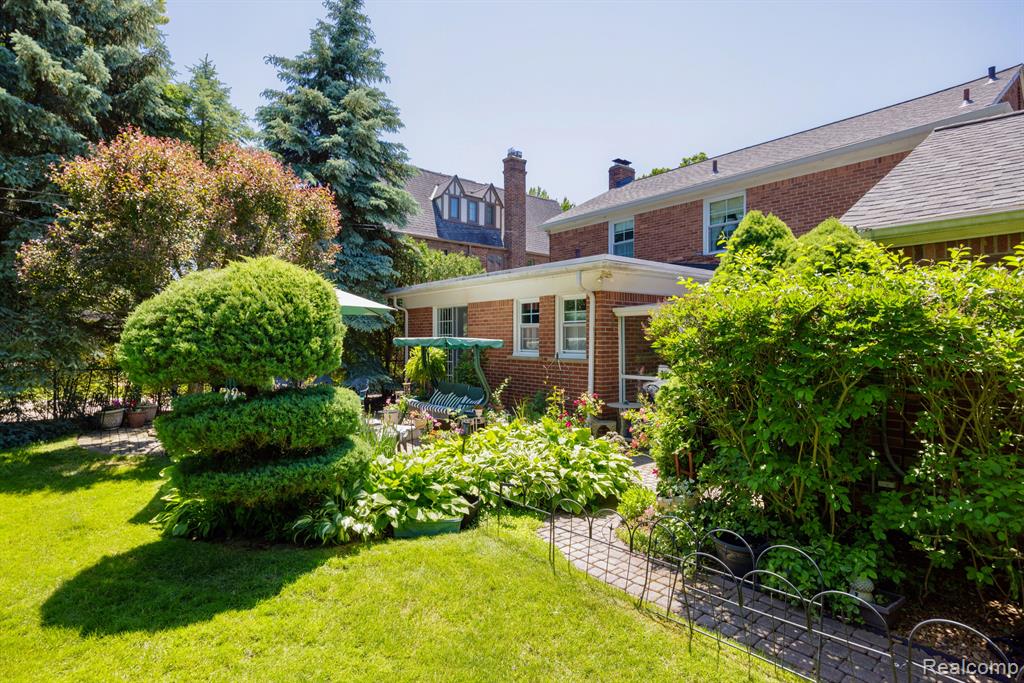 1020 Yorkshire Road Grosse Pointe Park, MI 48230 - Photo 50 of 83