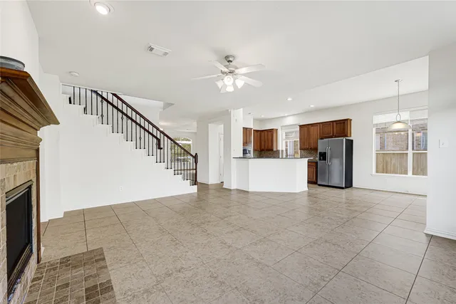 $3,600 | 74 East Arbor Camp Circle, The Woodlands, TX 77389