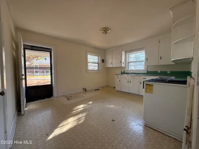 $64,900 | 110 North Martin Luther King Junior Drive, Williamston, NC 27892