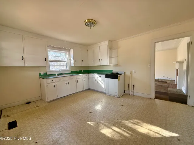 $64,900 | 110 North Martin Luther King Junior Drive, Williamston, NC 27892