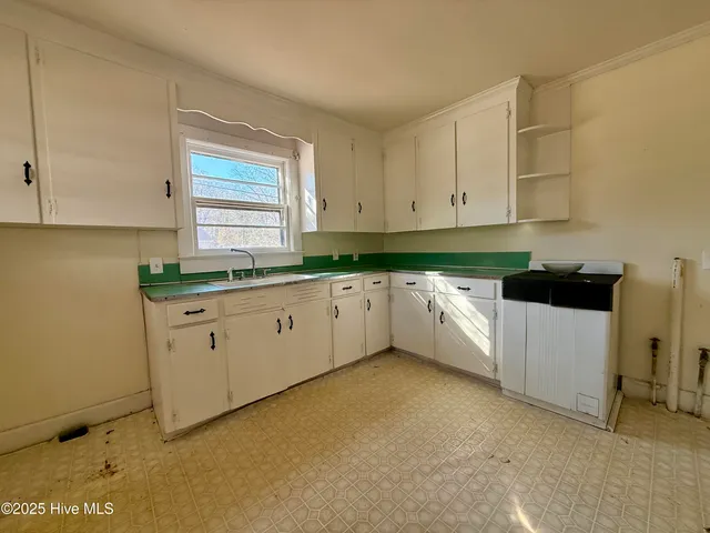 $64,900 | 110 North Martin Luther King Junior Drive, Williamston, NC 27892