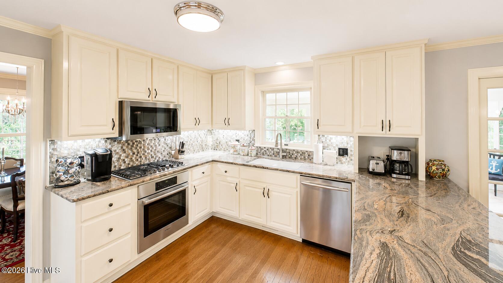 2406 Harbor Island Road New Bern, NC 28562 - Photo 24 of 73 Gallery Image 24