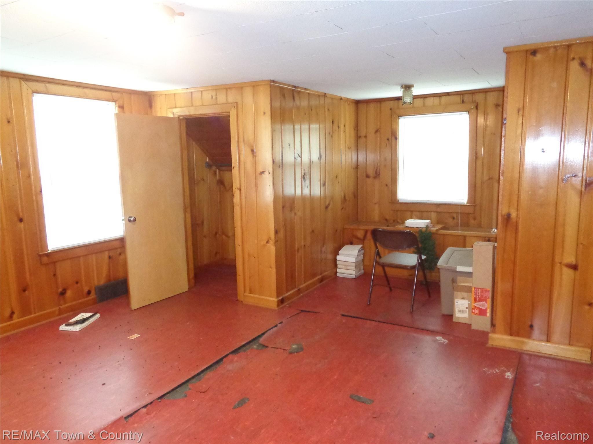 5320 North Linden Road Flint, MI 48504 - Photo 23 of 37 DSC03148.JPG