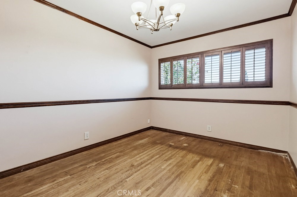 2141 Ronsard Road Rancho Palos Verdes, CA 90275 - Photo 27 of 69 a view of an empty room with a window