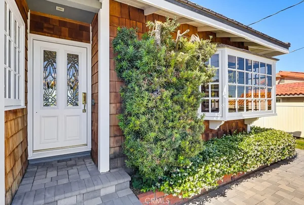 $1,299,000 | 2141 Ronsard Road, Rancho Palos Verdes, CA 90275
