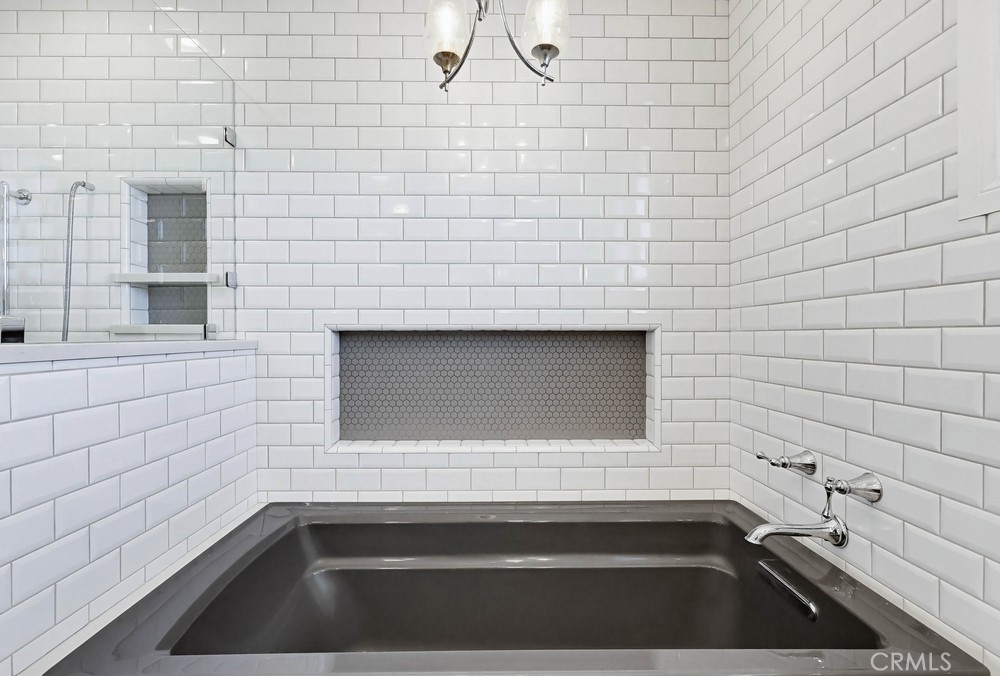 2141 Ronsard Road Rancho Palos Verdes, CA 90275 - Photo 32 of 69 a bathroom with a sink and a bathtub