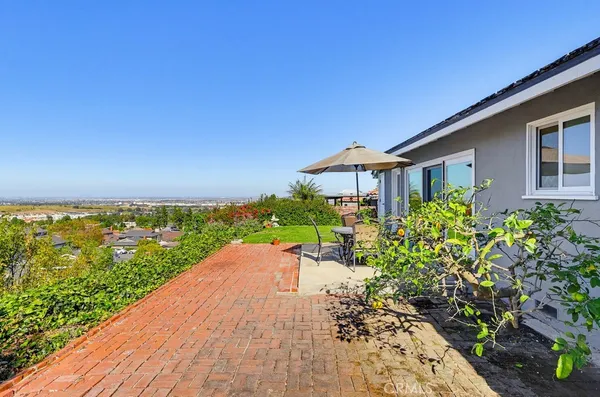 $1,299,000 | 2141 Ronsard Road, Rancho Palos Verdes, CA 90275