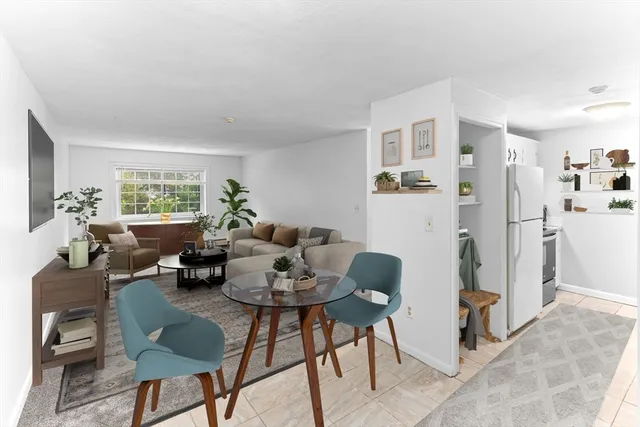 $210,900 | 119 Grove Street, Unit 223, Rockland, MA 02370