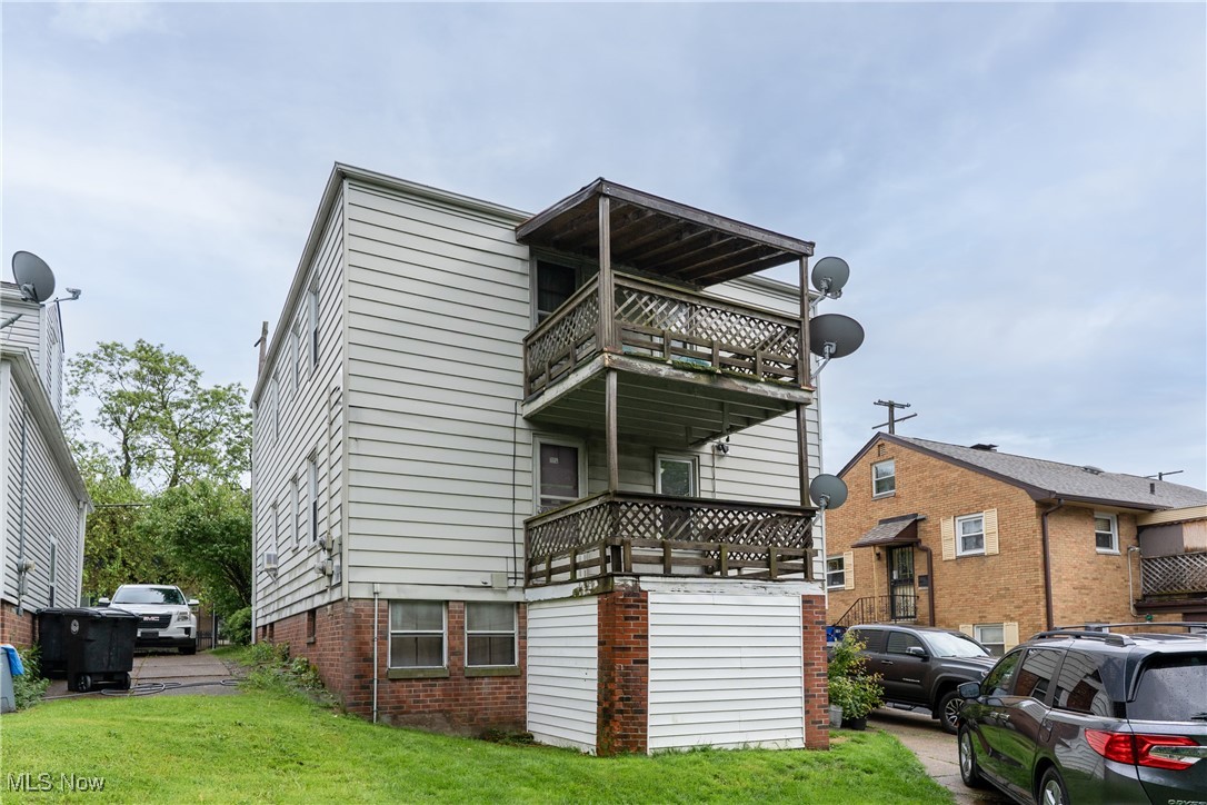 14220 Triskett Road Cleveland, OH 44111 - Photo 3 of 32 Gallery Image 3
